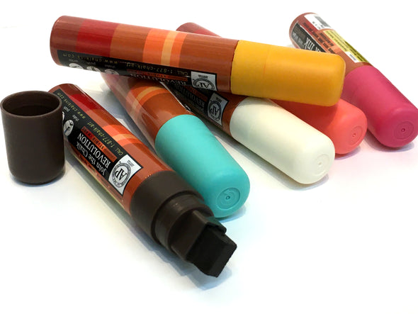 Broad tip chalk ink marker set of retro colors